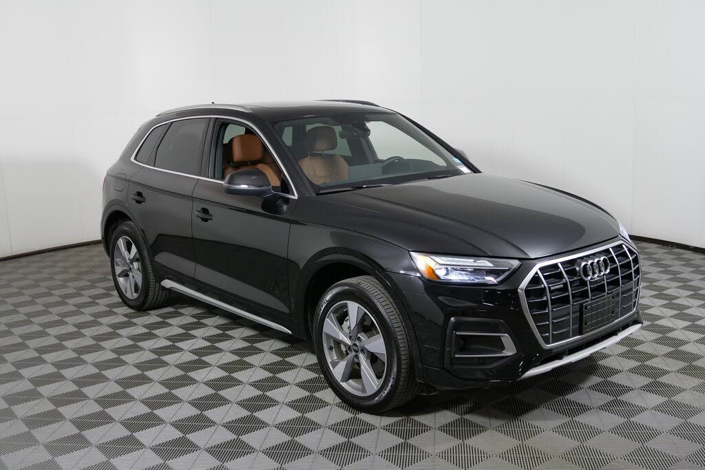 2024 Audi Q5 quattro Premium Plus 40 TFSI