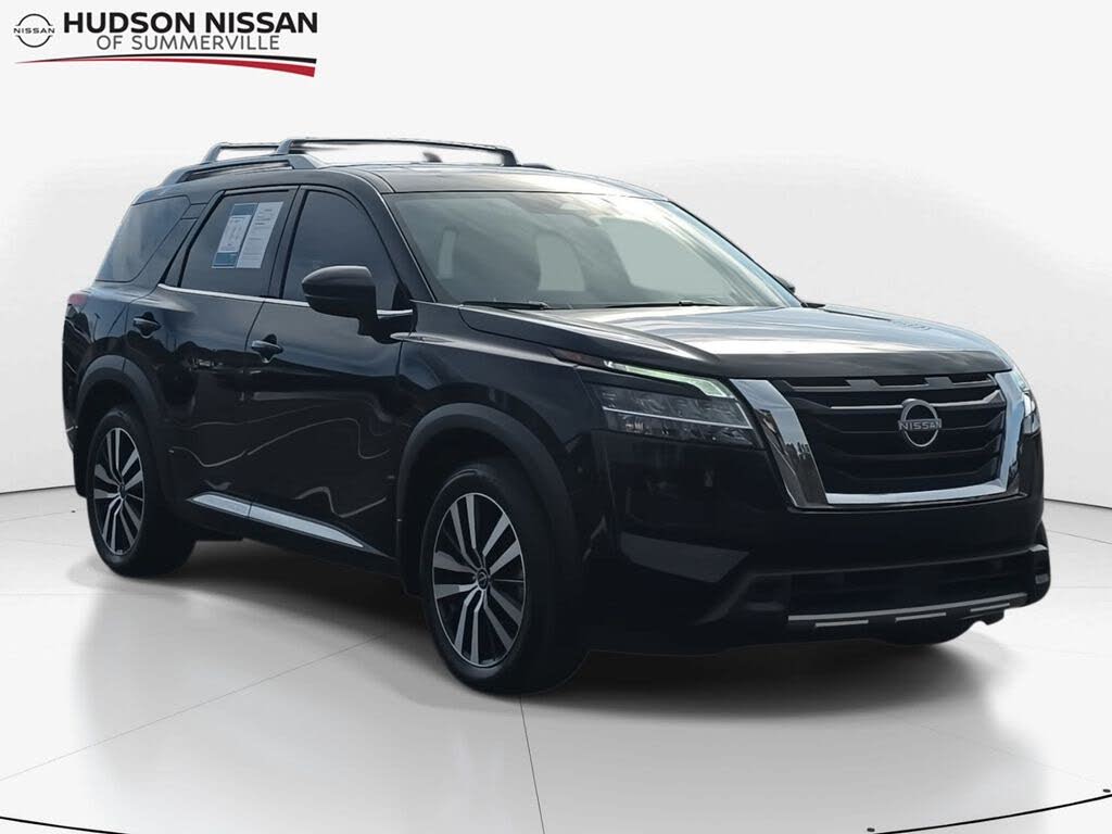 2024 Nissan Pathfinder Platinum FWD