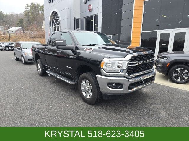 2024 RAM 2500 Big Horn Crew Cab 4WD