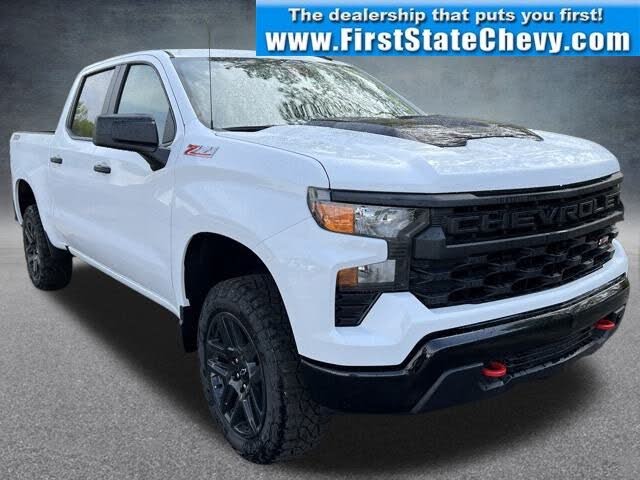 2025 Chevrolet Silverado 1500 Custom Trail Boss Crew Cab 4WD