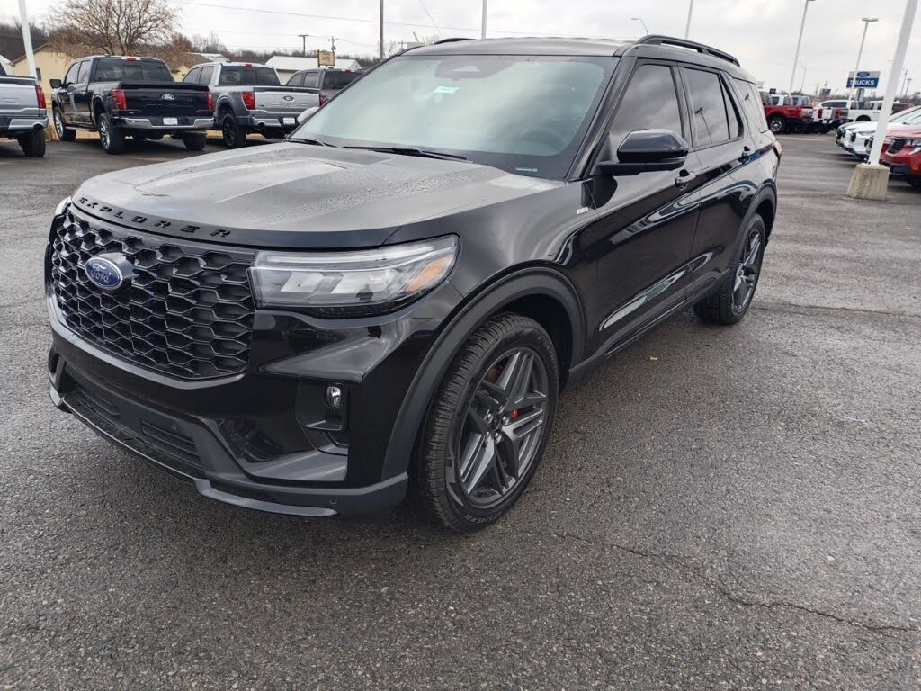 2026 Ford Explorer ST-Line RWD