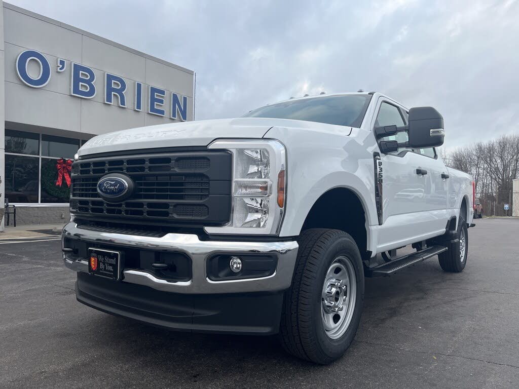 2026 Ford F-350 Super Duty XL Crew Cab 4WD