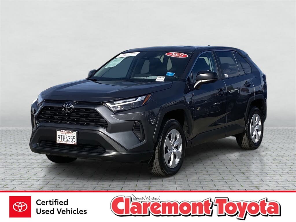 2025 Toyota RAV4 LE AWD