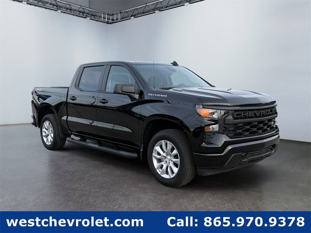 2026 Chevrolet Silverado 1500 Custom Crew Cab 4WD