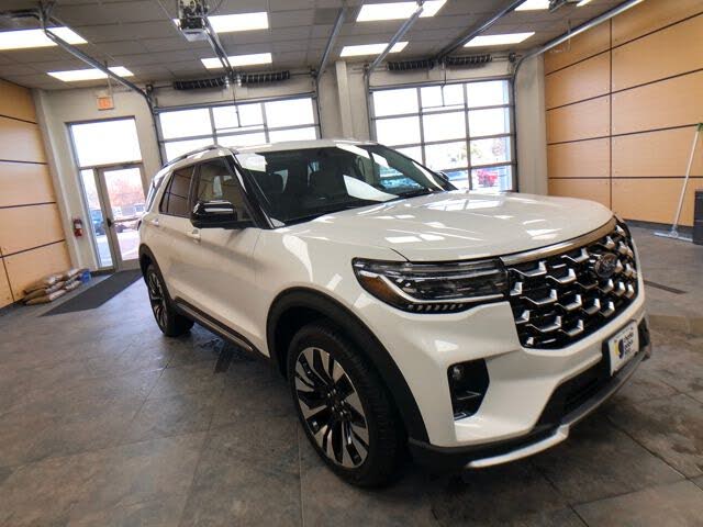 2026 Ford Explorer Platinum AWD