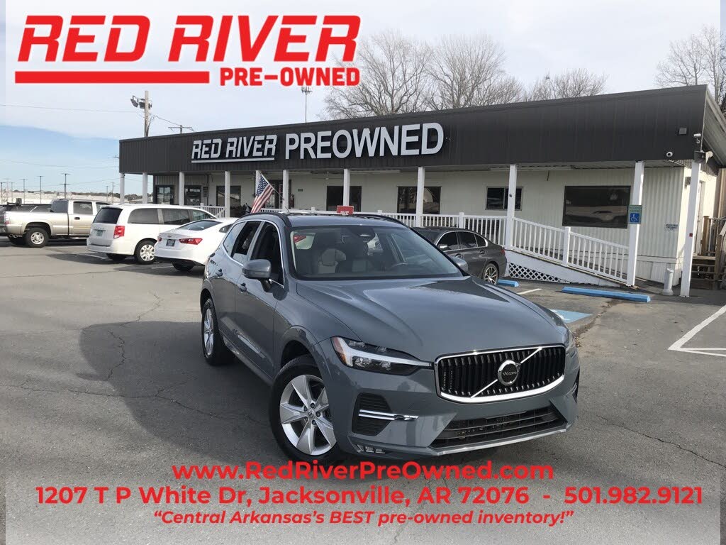 2022 Volvo XC60 B5 Momentum AWD