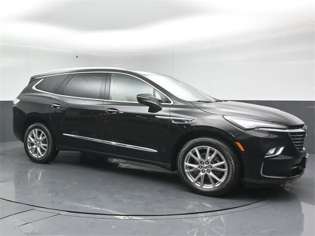 2023 Buick Enclave Essence AWD