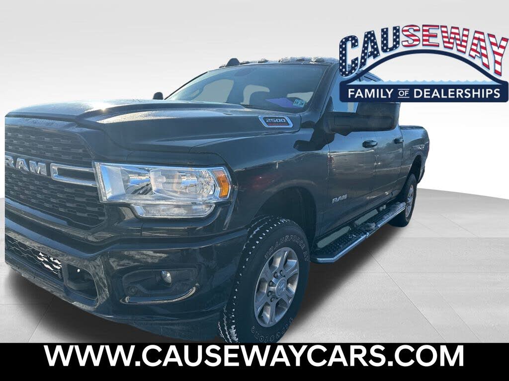 2023 RAM 2500 Big Horn Crew Cab 4WD