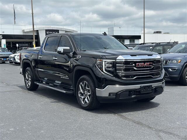 2024 GMC Sierra 1500 SLT Crew Cab 4WD