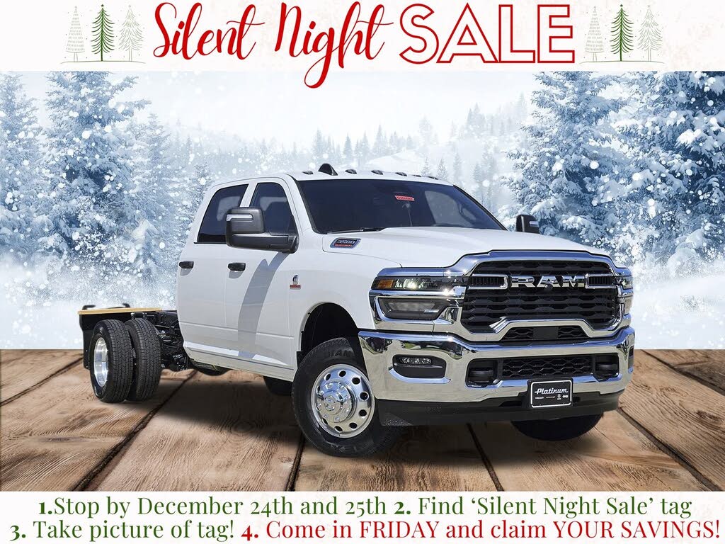 2025 RAM 3500 Chassis Tradesman Crew Cab LB DRW 4WD