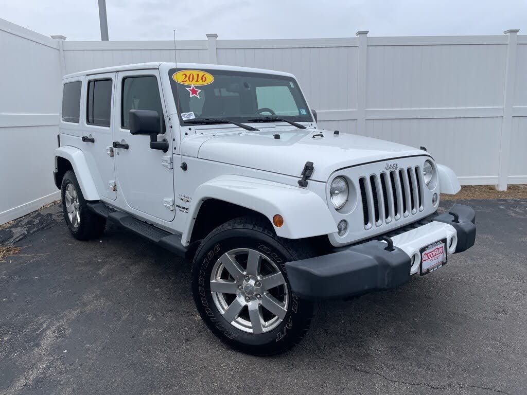 2016 Jeep Wrangler Unlimited Sahara 4WD