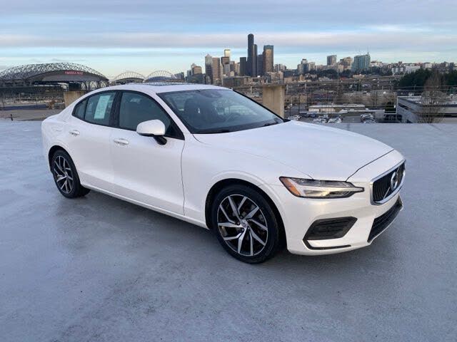 2020 Volvo S60 T5 Momentum FWD