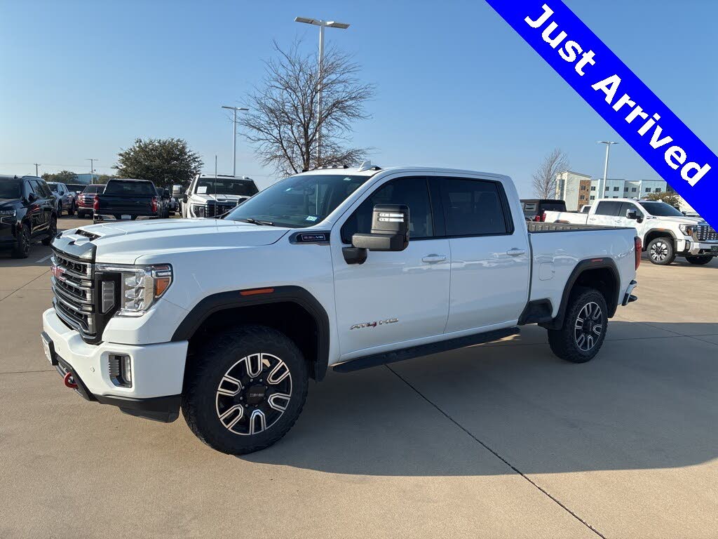 2022 GMC Sierra 2500HD AT4 Crew Cab 4WD