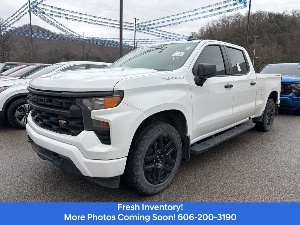 2023 Chevrolet Silverado 1500 Custom Crew Cab 4WD