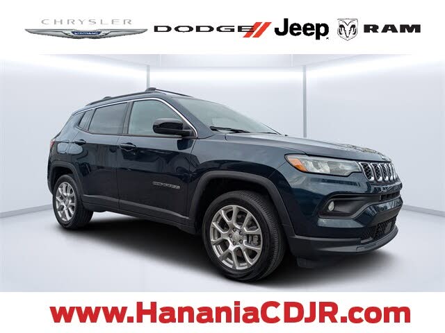 2024 Jeep Compass Latitude Lux 4WD