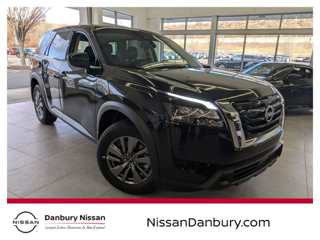 2025 Nissan Pathfinder S 4WD