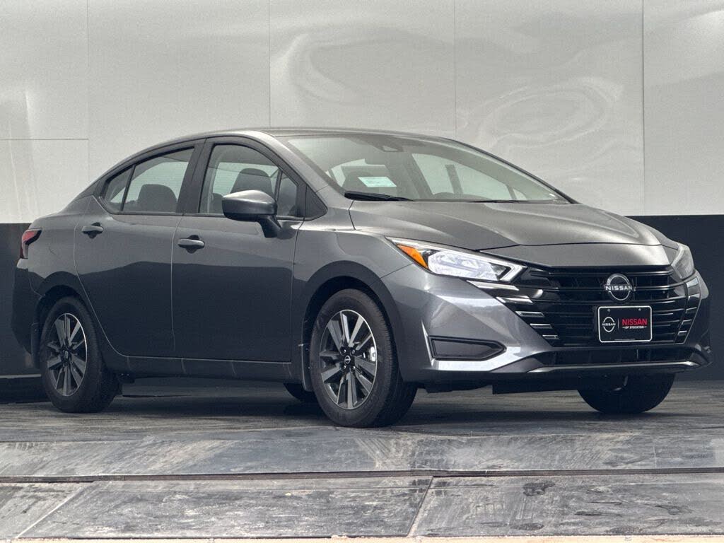 2025 Nissan Versa SV FWD