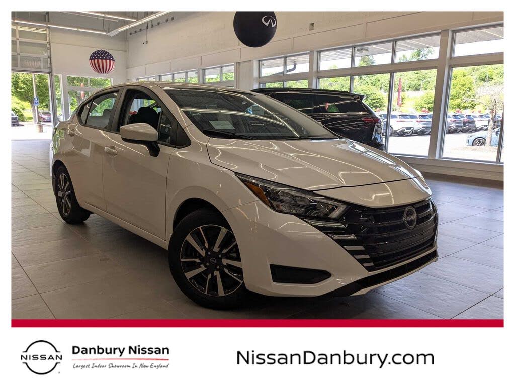 2025 Nissan Versa SV FWD