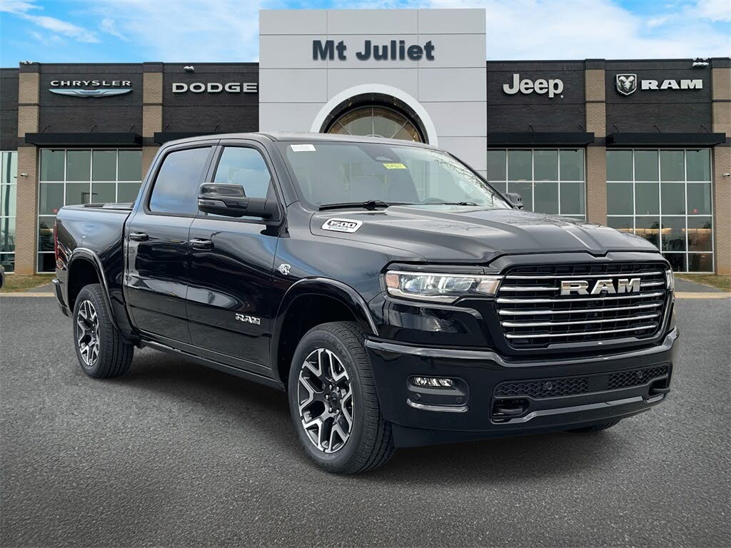 2026 RAM 1500 Laramie Crew Cab 4WD