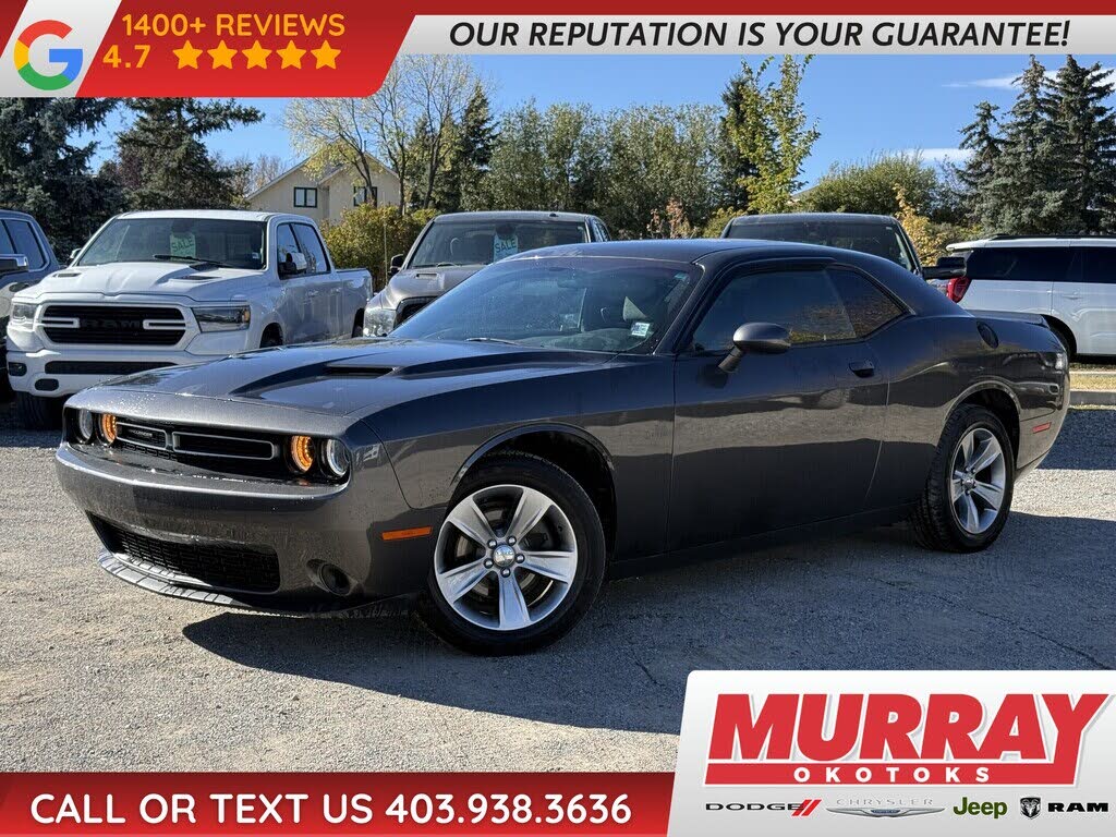 2017 Dodge Challenger SXT RWD