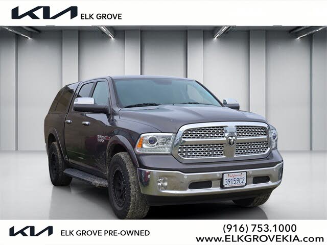 2017 RAM 1500 Laramie Crew Cab 4WD