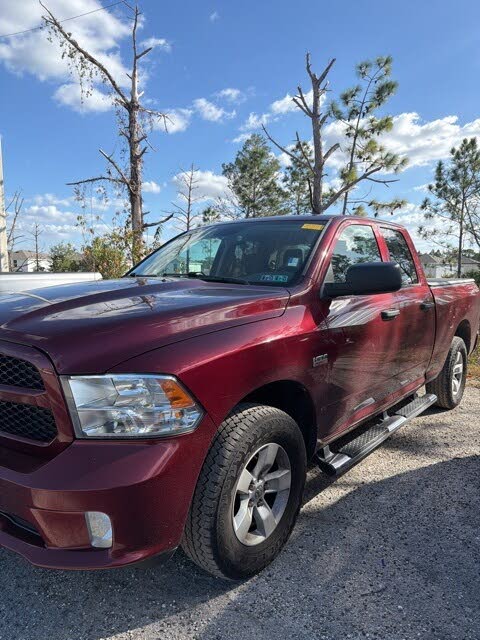 2018 RAM 1500 Express Quad Cab 4WD