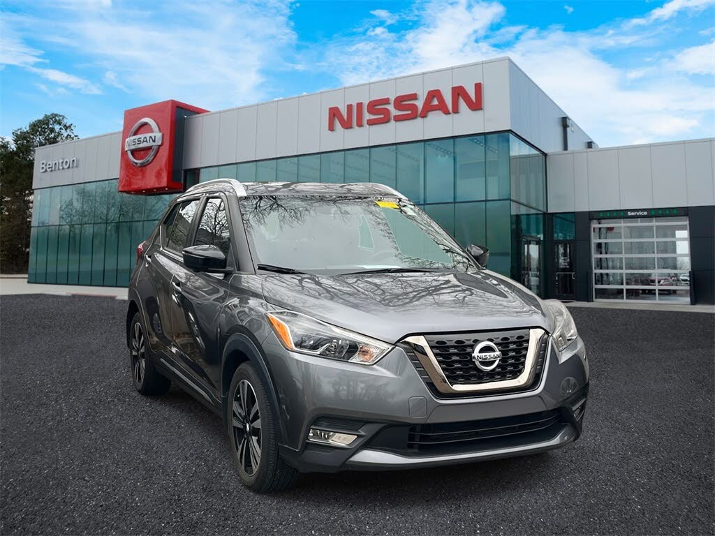 2019 Nissan Kicks SR FWD