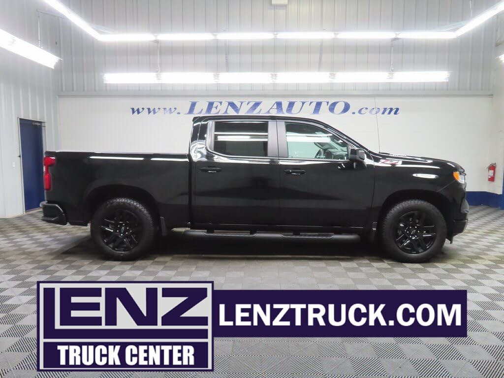 2025 Chevrolet Silverado 1500 RST Crew Cab 4WD