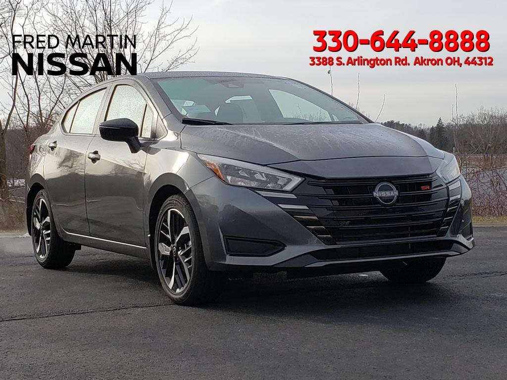 2025 Nissan Versa SR FWD
