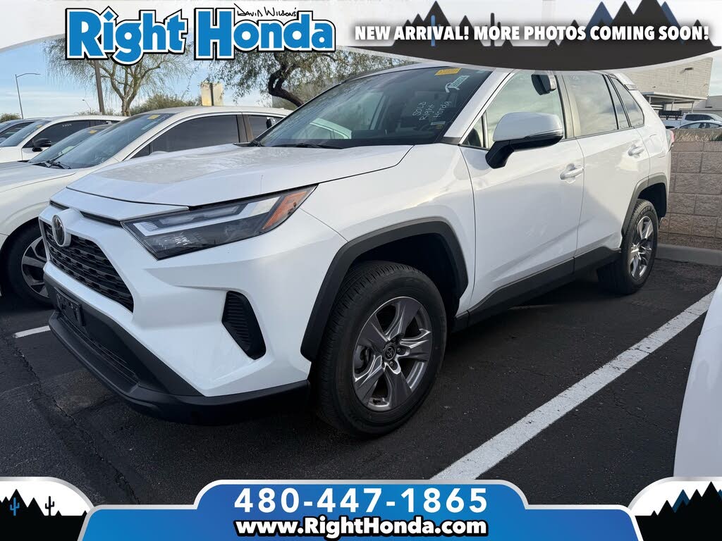 2025 Toyota RAV4 XLE AWD