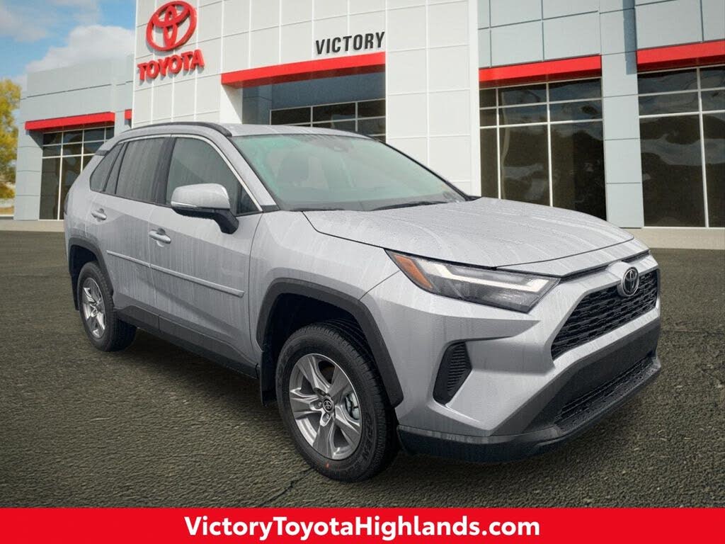 2025 Toyota RAV4 XLE AWD