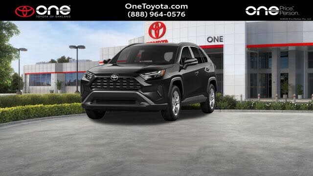 2025 Toyota RAV4 XLE FWD