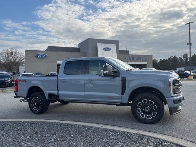 2026 Ford F-250 Super Duty Platinum Crew Cab 4WD