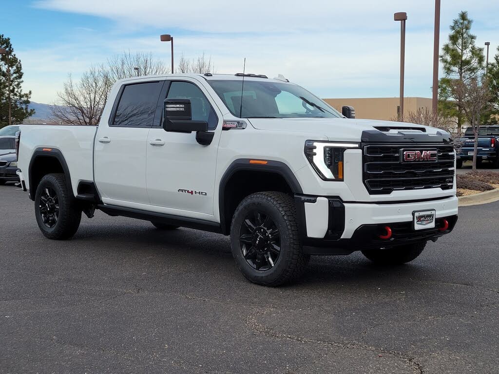 2026 GMC Sierra 2500HD AT4 Crew Cab 4WD