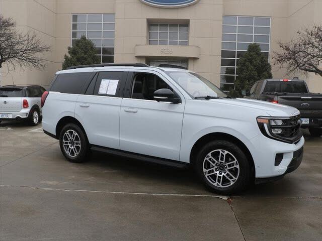 2025 Ford Expedition Active 4WD