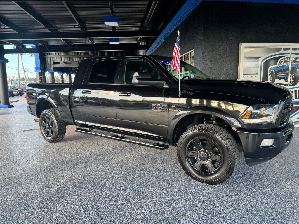 2015 RAM 2500 Laramie Mega Cab 4WD