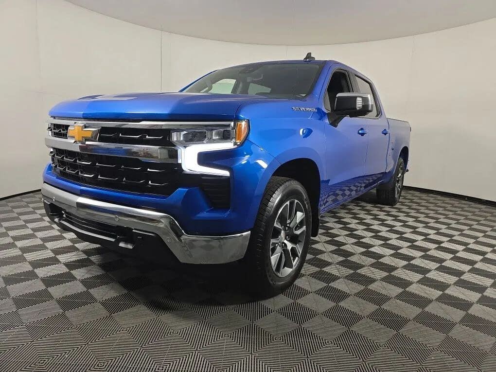 2024 Chevrolet Silverado 1500 LT Crew Cab 4WD