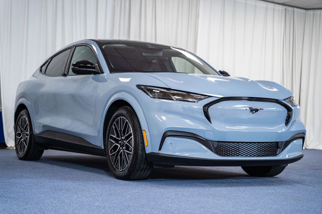 2025 Ford Mustang Mach-E Premium RWD