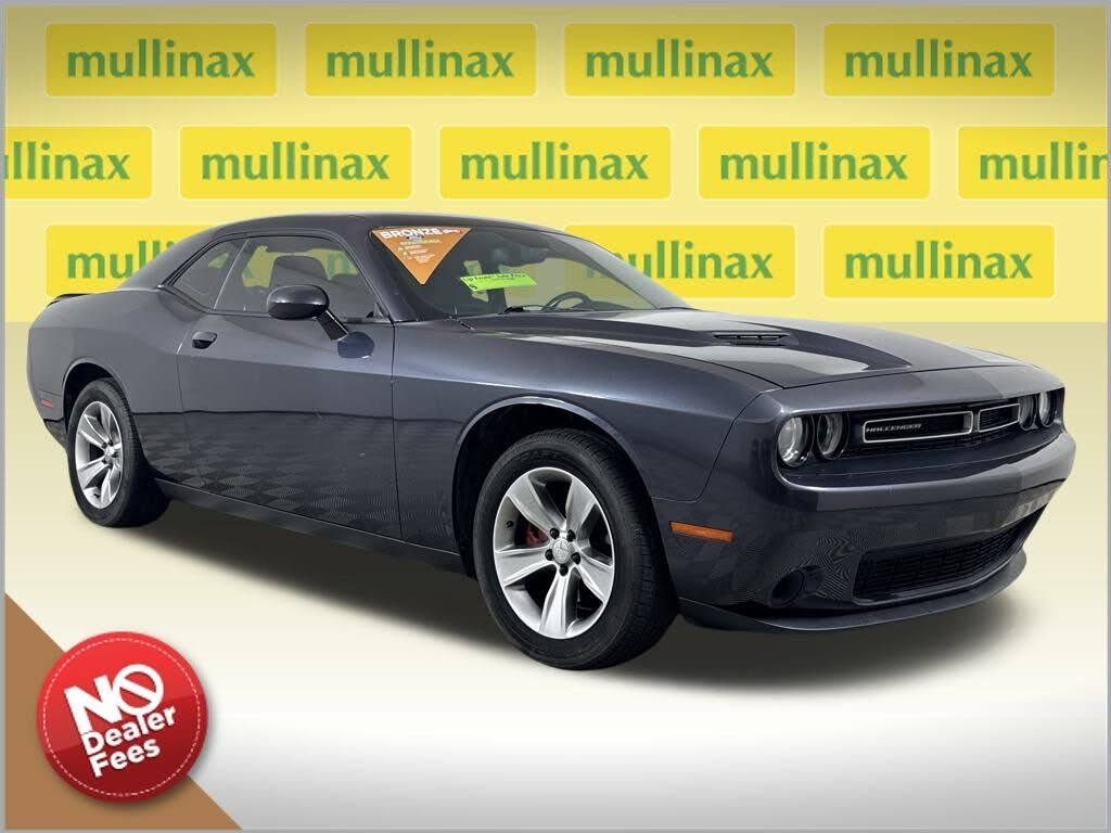 2016 Dodge Challenger SXT RWD