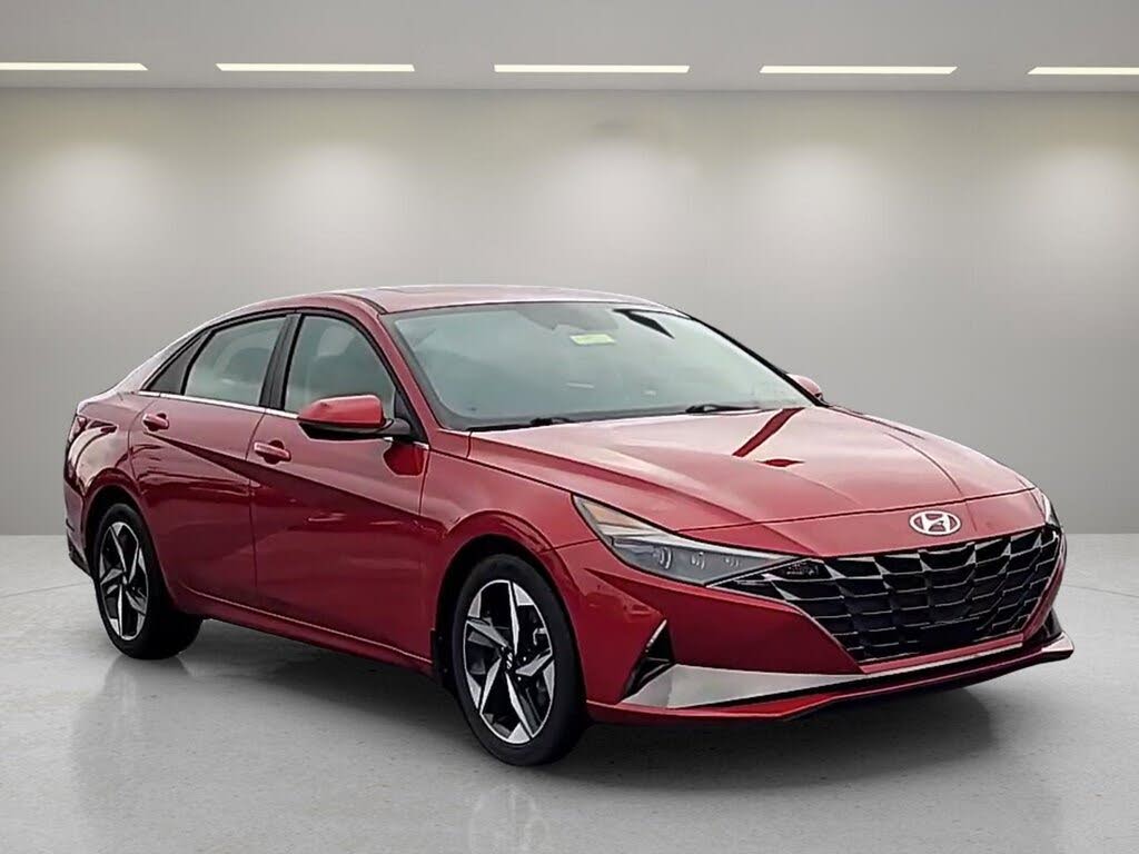 2023 Hyundai Elantra Limited FWD