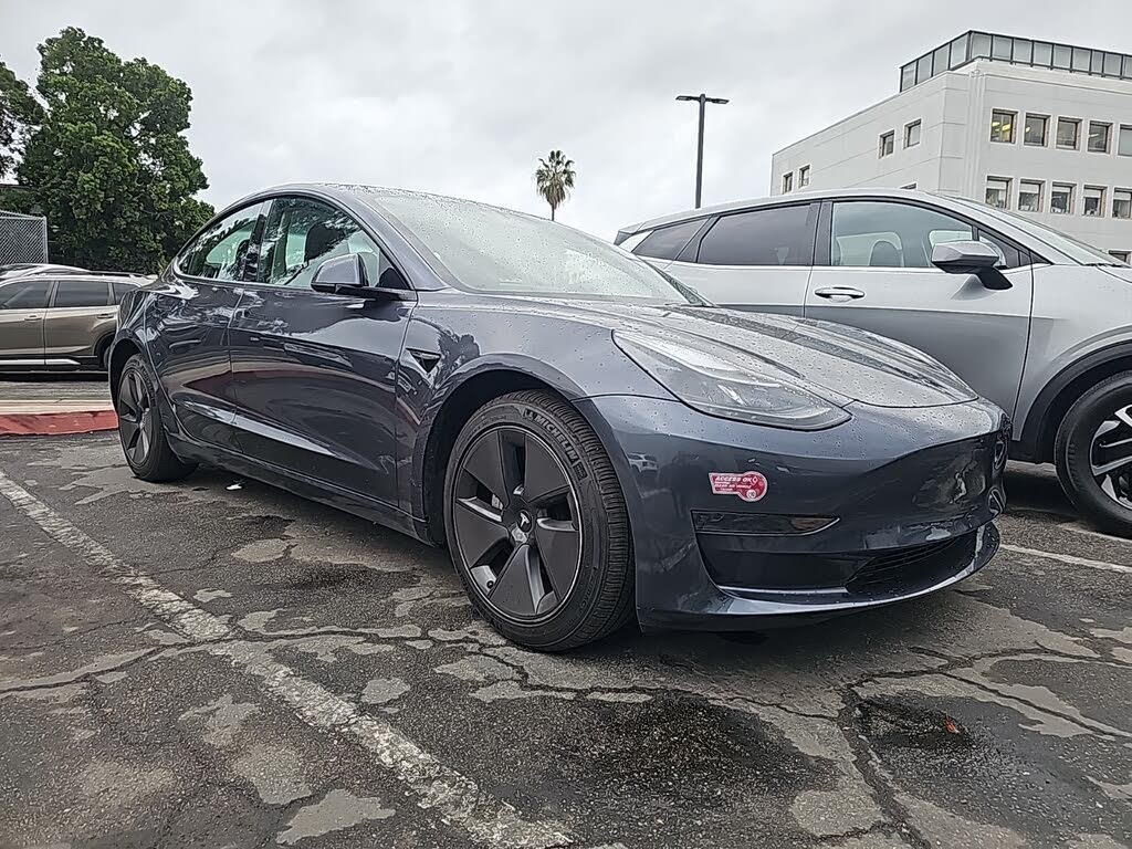 2023 Tesla Model 3 RWD