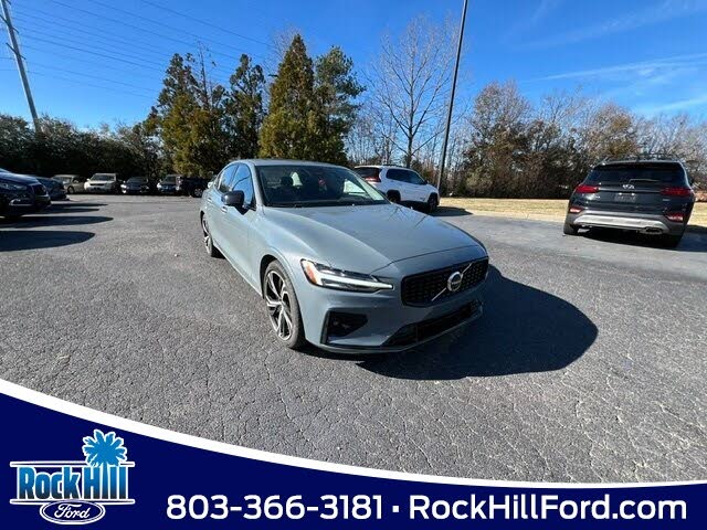 2023 Volvo S60 B5 Plus Dark Theme FWD