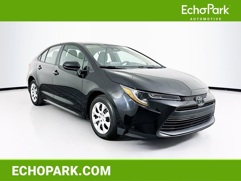 2024 Toyota Corolla LE FWD