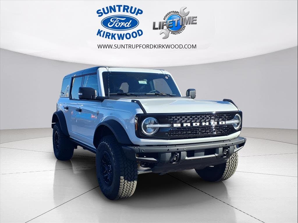 2025 Ford Bronco Badlands 4-Door 4WD
