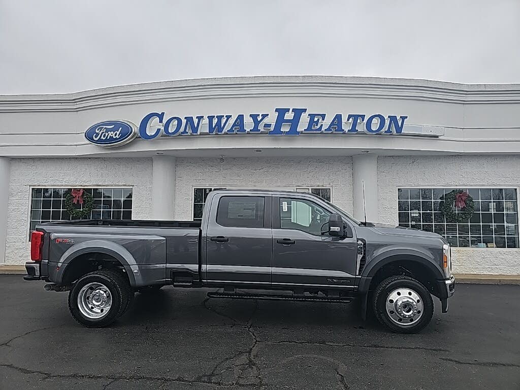 2026 Ford F-450 Super Duty XL Crew Cab LB DRW 4WD