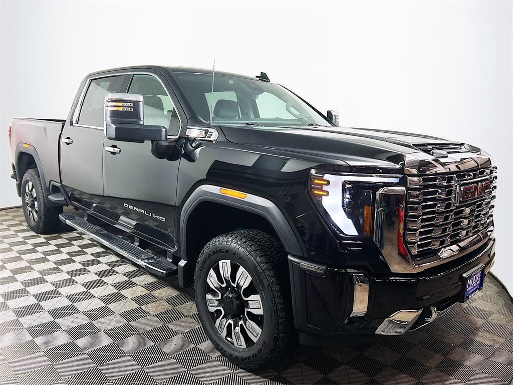 2026 GMC Sierra 2500HD Denali Crew Cab 4WD