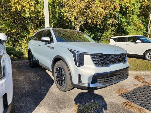 2026 Kia Sorento S FWD