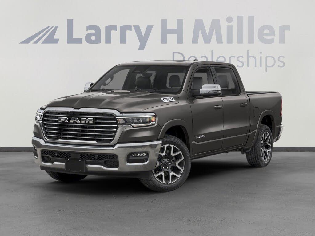 2026 RAM 1500 Laramie Crew Cab 4WD