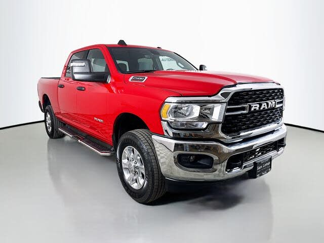 2024 RAM 2500 Big Horn Crew Cab 4WD