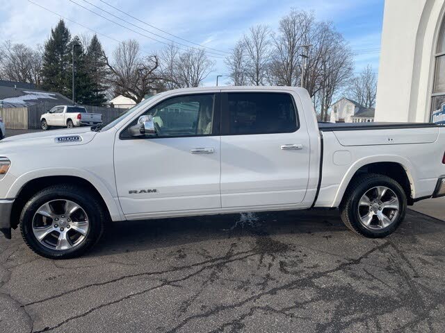 2019 RAM 1500 Laramie Crew Cab 4WD
